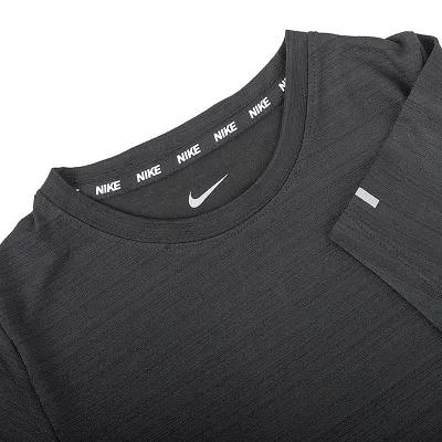 Дитяча Футболка Nike B NK DF SS MILER TOP Чорний XS (DD3055-010 XS) - 2 Дитяча Футболка Nike B NK DF SS MILER TOP Чорний XS (DD3055-010 XS) - 2 - Robinzon.ua