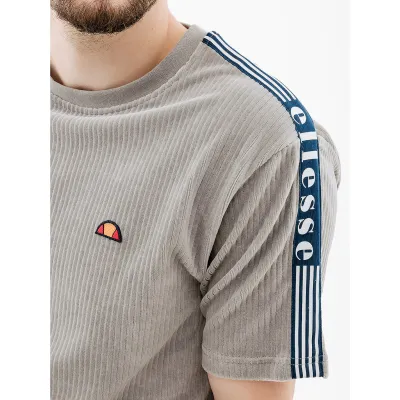Чоловіча Футболка Ellesse Madori Tee Сірий L (7dSHR18179-109 L) - 1 Чоловіча Футболка Ellesse Madori Tee Сірий L (7dSHR18179-109 L) - 1 - Robinzon.ua