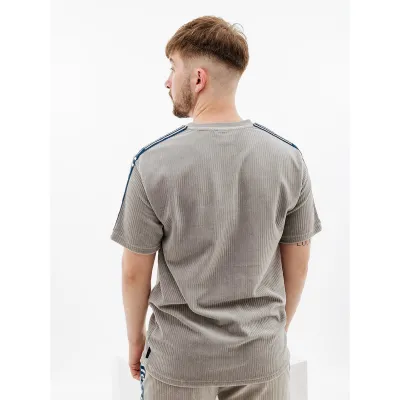 Чоловіча Футболка Ellesse Madori Tee Сірий L (7dSHR18179-109 L) - 2 Чоловіча Футболка Ellesse Madori Tee Сірий L (7dSHR18179-109 L) - 2 - Robinzon.ua