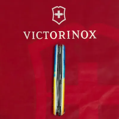Складаний ніж Victorinox SPARTAN UKRAINE Vx13603.7_T3100p - 6 - Robinzon.ua