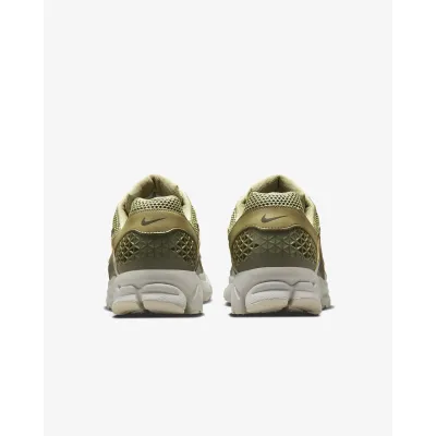 Чоловічі Кросівки Nike ZOOM VOMERO 5 Хакі 36.5 (7dFJ1915-200 36.5) - 4 Чоловічі Кросівки Nike ZOOM VOMERO 5 Хакі 36.5 (7dFJ1915-200 36.5) - 4 - Robinzon.ua