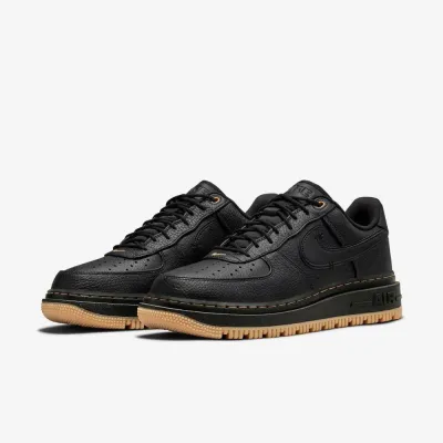 Мужские Кроссовки Nike AIR FORCE 1 LUXE Черный 40.5 (7dDB4109-001 40.5) - 1 Мужские Кроссовки Nike AIR FORCE 1 LUXE Черный 40.5 (7dDB4109-001 40.5) - 1 - Robinzon.ua