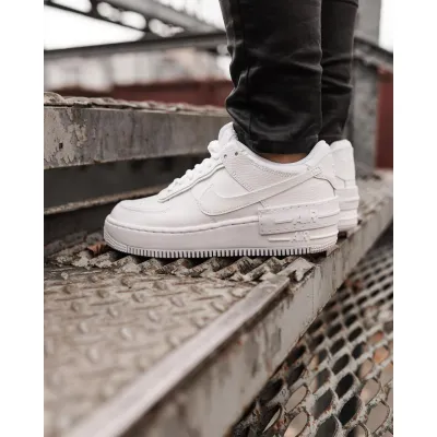 Жіночі Кросівки Nike W AF1 SHADOW Білий 36.5 (7dCI0919-100 36.5) - 5 Жіночі Кросівки Nike W AF1 SHADOW Білий 36.5 (7dCI0919-100 36.5) - 5 - Robinzon.ua