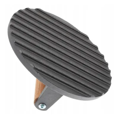 Прес для м'яса чавунний з дерев'яною ручкою 1,5 кг &Oslash;20 см GRILLI 777185 - 1 - Robinzon.ua