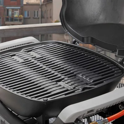 Газовый гриль Weber Q1200N Black с боковыми столиками 1501070. - 4 - Robinzon.ua