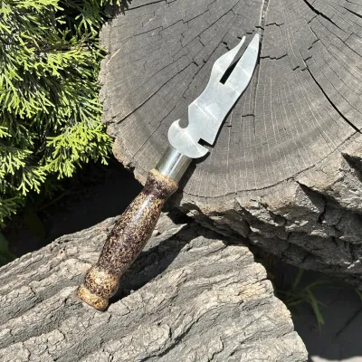 Вилка Mzavod з дерев'яною ручкою для зняття м'яса 280х2мм мармурова - 2 Вилка Mzavod з дерев'яною ручкою для зняття м'яса 280х2мм мармурова - 2 - Robinzon.ua