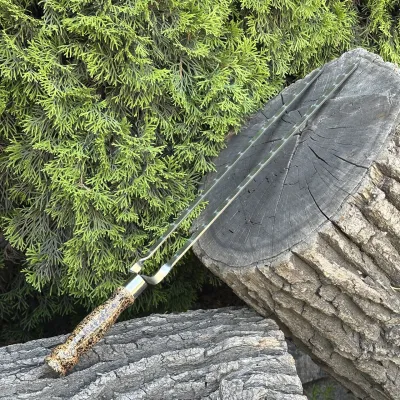 Подвійний шампур Mzavod з дерев'яною ручкою 630х12х3мм мармуровий - 1 Подвійний шампур Mzavod з дерев'яною ручкою 630х12х3мм мармуровий - 1 - Robinzon.ua