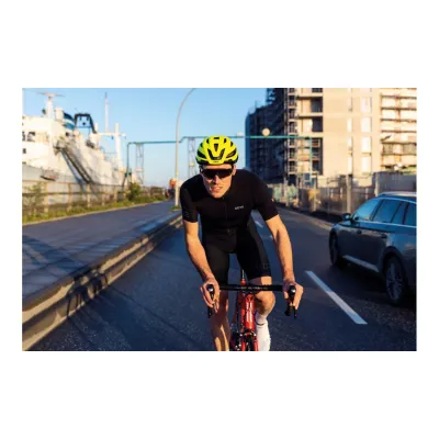 Шолом велосипедний ABUS StormChaser S 51-55 Neon Yellow (871887) - 4 Шолом велосипедний ABUS StormChaser S 51-55 Neon Yellow (871887) - 4 - Robinzon.ua