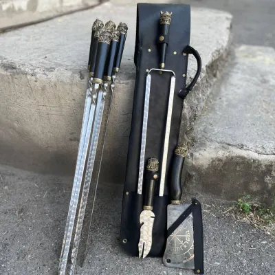 Набір шампурів Gorillas BBQ для шашлику РАГНАР в шкіряному чехлі - 1 Набір шампурів Gorillas BBQ для шашлику РАГНАР в шкіряному чехлі - 1 - Robinzon.ua