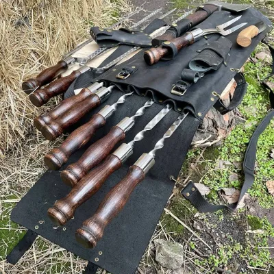 Набор шампуров Gorillas BBQ ЧЕРОКИ в кожаном чехле - 4 Набор шампуров Gorillas BBQ ЧЕРОКИ в кожаном чехле - 4 - Robinzon.ua