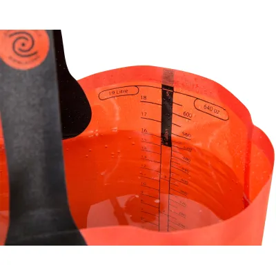 Відро Folding Bucket Red, 20 л від Sea to Summit (STS AFB20) - 2 Відро Folding Bucket Red, 20 л від Sea to Summit (STS AFB20) - 2 - Robinzon.ua