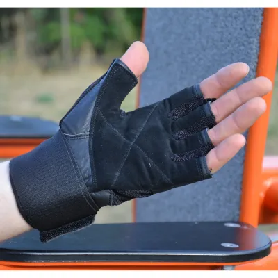 Рукавички для фітнесу та важкої атлетики MadMax MFG-269 Professional Exclusive Black M - 2 - Robinzon.ua