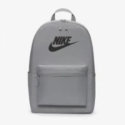Рюкзак Nike NK HERITAGE BKPK сірий 43x30x15см DC4244-012 - 1 Рюкзак Nike NK HERITAGE BKPK сірий 43x30x15см DC4244-012 - 1 - Robinzon.ua