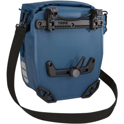Велосипедні сумки Thule Shield Pannier 13L (Blue) (TH 3204206) - 3 - Robinzon.ua