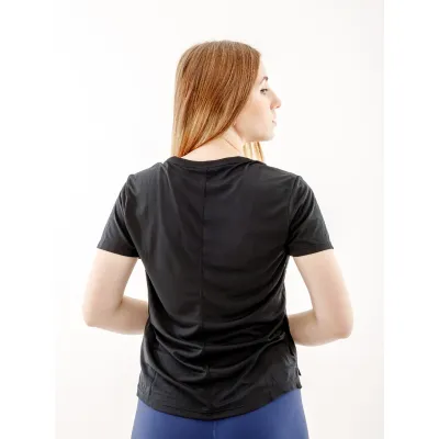 Жіноча Футболка Nike ONE TOP Чорний S (7dDD0638-010 S) - 1 Жіноча Футболка Nike ONE TOP Чорний S (7dDD0638-010 S) - 1 - Robinzon.ua