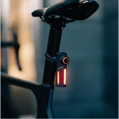 Велосвітло заднє Magicshine SEEMEE DV 30 lum з HD камерою заднього виду - 2 - Robinzon.ua