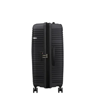 Валіза 67 см LIFTOFF BLACK - 3 Валіза 67 см LIFTOFF BLACK - 3 - Robinzon.ua