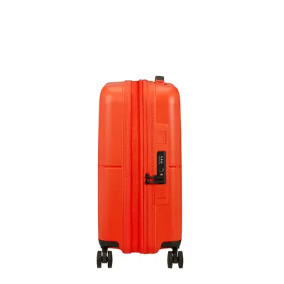 Чемодан 55 см DASHPOP TANGERINE RED - 3 Чемодан 55 см DASHPOP TANGERINE RED - 3 - Robinzon.ua