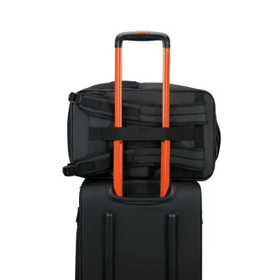 Рюкзак для ноутбуку 15,6" URBAN TRACK BLACK/ORANGE - 3 Рюкзак для ноутбуку 15,6" URBAN TRACK BLACK/ORANGE - 3 - Robinzon.ua