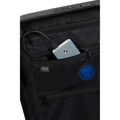 Чемодан 55 см STACKD DISNEY BLACK PANTHER - 4 Чемодан 55 см STACKD DISNEY BLACK PANTHER - 4 - Robinzon.ua