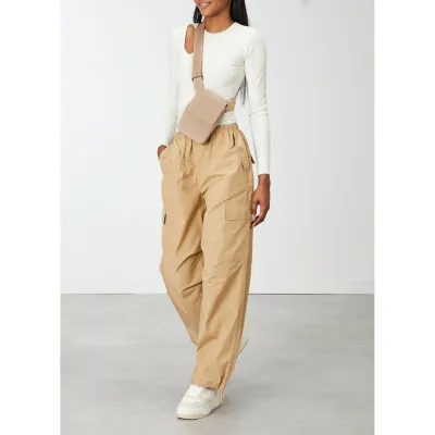 Плечевая сумка LOST IN BERLIN ICED LATTE - 6 Плечевая сумка LOST IN BERLIN ICED LATTE - 6 - Robinzon.ua