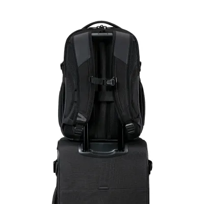 Рюкзак 15.6" ROADSEEKER DEEP BLACK - 5 Рюкзак 15.6" ROADSEEKER DEEP BLACK - 5 - Robinzon.ua