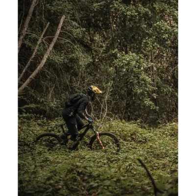 Шорти велосипедні POC Resistance Enduro Shorts, Uranium Black, XXL (PC 527531002XXL1) - 4 - Robinzon.ua