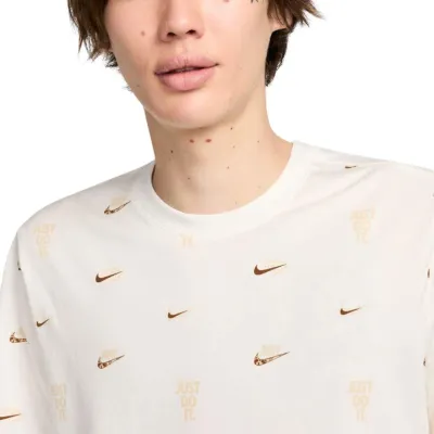 Чоловіча Футболка чоловіча NIKE M NSW TEE M90 12MO AOP Білий M (7dFQ8036-133 M) - 2 Чоловіча Футболка чоловіча NIKE M NSW TEE M90 12MO AOP Білий M (7dFQ8036-133 M) - 2 - Robinzon.ua