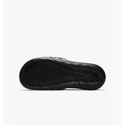 Чоловічі Шльопанці Nike VICTORI ONE SLIDE PRINT Різнокольоровий 45 (7dCN9678-010 45) - 2 - Robinzon.ua