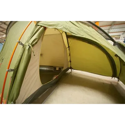 <h2>Намет Pinguin Summit 2 Dural</h2> <p>Легкий універсальний намет <strong>Pinguin Summit 2</strong> з дюралюмінієвими дугами – одна з останніх розробок виробника. Намет розрахований навіть на найсуворіші погодні умови. Завдяки одному великому тамбуру мо - 3 - Robinzon.ua