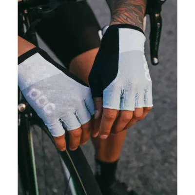 Велоперчатки POC Essential Road Mesh Short Glove, Apophyllite Multi Green, L (PC 303718279LRG1) - 1 Велоперчатки POC Essential Road Mesh Short Glove, Apophyllite Multi Green, L (PC 303718279LRG1) - 1 - Robinzon.ua