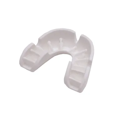 Капа боксерська OPRO Junior Bronze UFC Hologram White (art.002264002) - 6 - Robinzon.ua