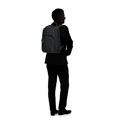 Рюкзак 14,1" PRO-DLX 6 LEATHER BLACK - 2 Рюкзак 14,1" PRO-DLX 6 LEATHER BLACK - 2 - Robinzon.ua