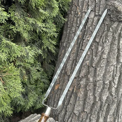 Подвійний шампур Mzavod з дерев'яною ручкою 630х12х3мм ретро - 4 - Robinzon.ua