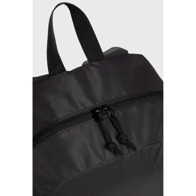 Рюкзак Arena ONE GO BACKPACK 30L Черный 45 х 31 х 18 см (010226-100) - 3 - Robinzon.ua