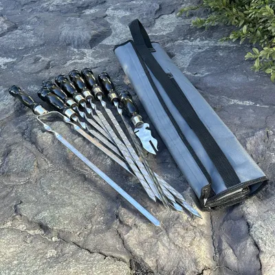 Набір шампурів Арго 6/1/1 чорна ручка в сірому чохлі - 4 Набір шампурів Арго 6/1/1 чорна ручка в сірому чохлі - 4 - Robinzon.ua