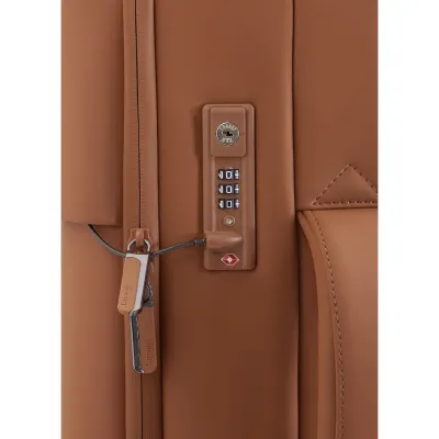 Валіза 55 см LOST IN BERLIN NUTSY NUT - 4 Валіза 55 см LOST IN BERLIN NUTSY NUT - 4 - Robinzon.ua