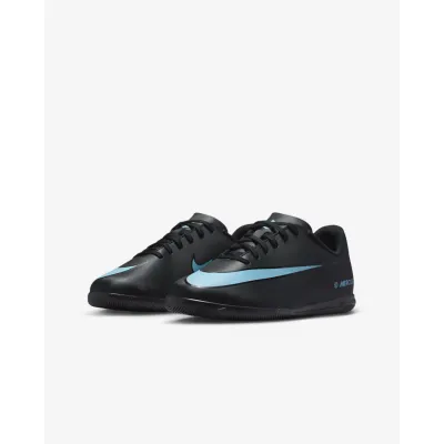 Футзалки Nike JR VAPOR 16 CLUB IC FQ8289-001 - 4 Футзалки Nike JR VAPOR 16 CLUB IC FQ8289-001 - 4 - Robinzon.ua
