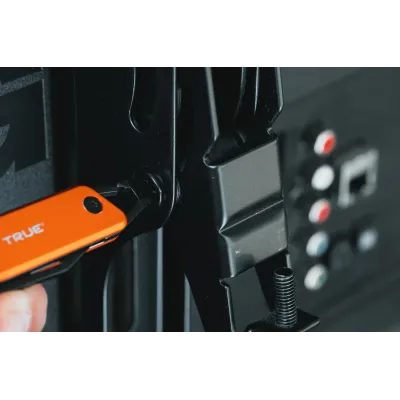 Розкладний туристичний ніж True Utility Modern Keychain Knife, Orange/Natralock (TR TU7061N) - 6 - Robinzon.ua
