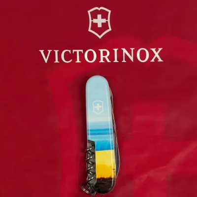 Складаний ніж Victorinox CLIMBER UKRAINE Vx13703.7_T3120h - 8 Складаний ніж Victorinox CLIMBER UKRAINE Vx13703.7_T3120h - 8 - Robinzon.ua