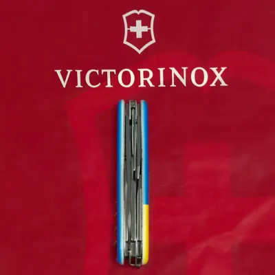 Складаний ніж Victorinox CLIMBER UKRAINE Vx13703.7_T3030p - 6 Складаний ніж Victorinox CLIMBER UKRAINE Vx13703.7_T3030p - 6 - Robinzon.ua