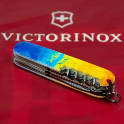 Складаний ніж Victorinox CLIMBER UKRAINE Vx13703.7_T3100p - 3 Складаний ніж Victorinox CLIMBER UKRAINE Vx13703.7_T3100p - 3 - Robinzon.ua