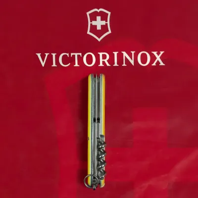 Складаний ніж Victorinox SPARTAN UKRAINE Vx13603.3_T3110p - 6 Складаний ніж Victorinox SPARTAN UKRAINE Vx13603.3_T3110p - 6 - Robinzon.ua