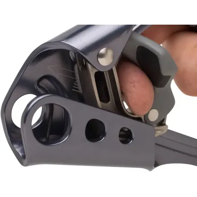 Жумар лівий Black Diamond INDEX Ascender Left (BD 620004.0000) - 2 Жумар лівий Black Diamond INDEX Ascender Left (BD 620004.0000) - 2 - Robinzon.ua