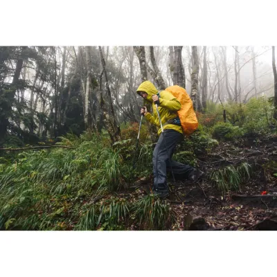 Чехол для рюкзака Turbat Raincover. M. Yellow - 6 - Robinzon.ua