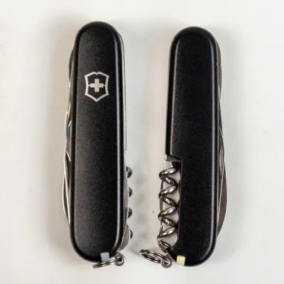 Складаний ніж Victorinox HUNTSMAN MAT чорний матовий лак 1.3713.3.M0007p - 2 Складаний ніж Victorinox HUNTSMAN MAT чорний матовий лак 1.3713.3.M0007p - 2 - Robinzon.ua
