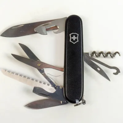 Складаний ніж Victorinox HUNTSMAN MAT чорний матовий лак 1.3713.3.M0007p - 3 Складаний ніж Victorinox HUNTSMAN MAT чорний матовий лак 1.3713.3.M0007p - 3 - Robinzon.ua