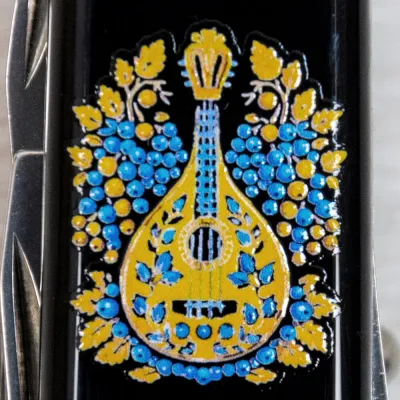 Складной нож Victorinox HUNTSMAN UKRAINE Украинские мотивы 1.3713.3.T1370u - 7 - Robinzon.ua