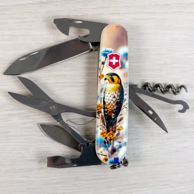 Складной нож Victorinox HUNTSMAN UKRAINE Благородный Сокол 1.3713.7.T3260pw - 7 - Robinzon.ua