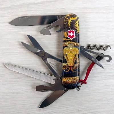 Складаний ніж Victorinox HUNTSMAN ZODIAC Дерев'яна змія 1.3713.3.Z4280pk - 6 - Robinzon.ua